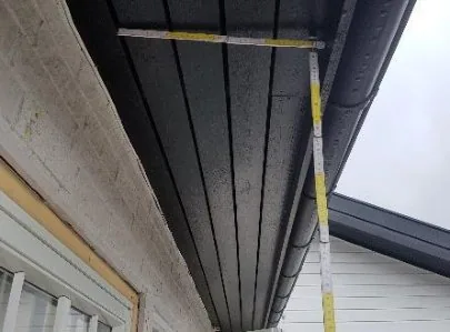 Måling av anleggsflate til takbrakettene under tak